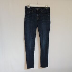 J Brand Skinny Leg Cotton Blue Jeans.  Size 28